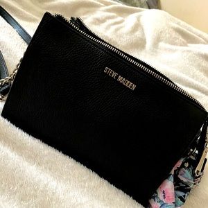 Steve Madden crossbody bag